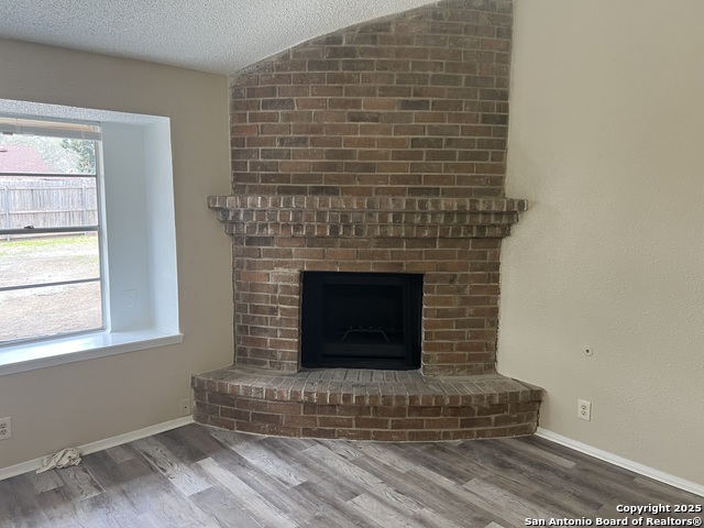 Image 8 of 17 For 11447 Woollcott