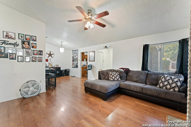 Image 13 of 22 For 5936 Misty Glen