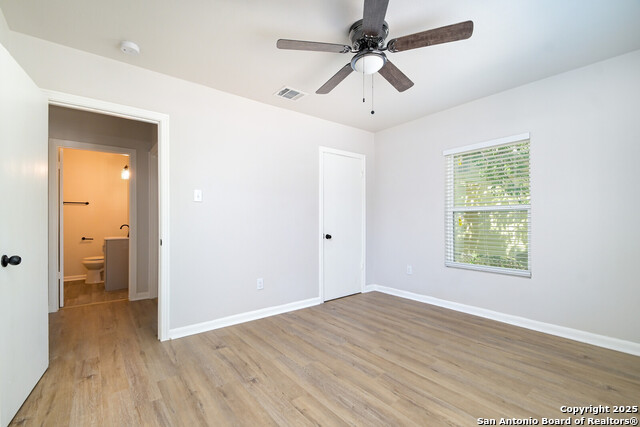 Image 17 of 20 For 343 Fargo  