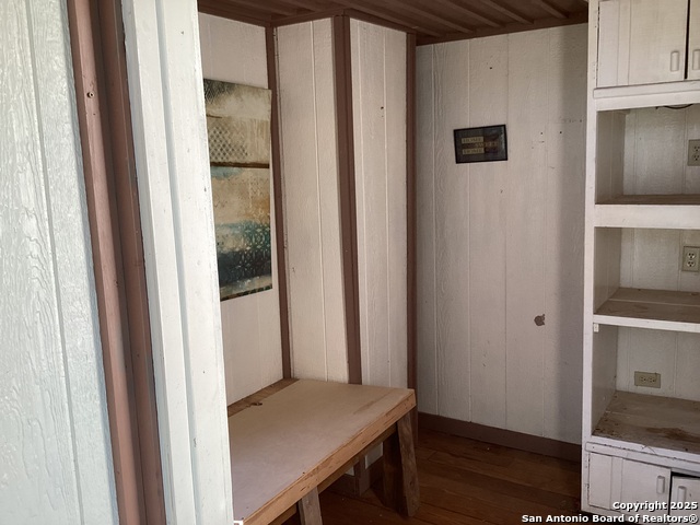 Image 6 of 24 For 52 Beach Shore