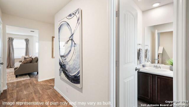 Listing photo id 3 for 149 Western Gull Drive