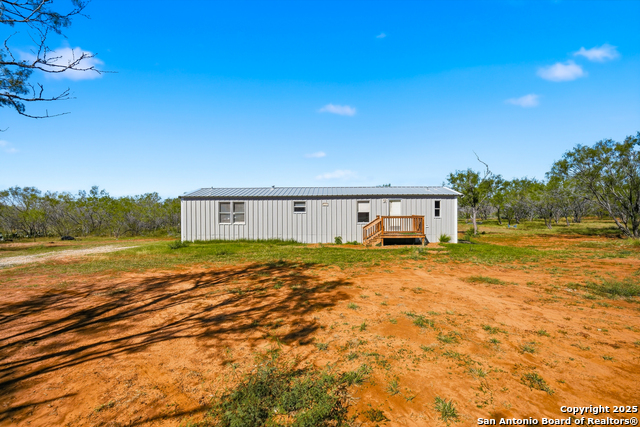 Details for 192 Country View Ln 2, Floresville, TX 78114