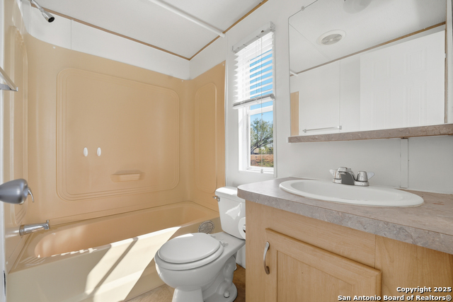 Image 14 of 17 For 192 Country View Ln  2