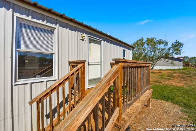 Image 4 of 17 For 192 Country View Ln  2