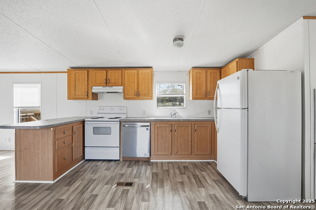 Image 9 of 17 For 192 Country View Ln  2