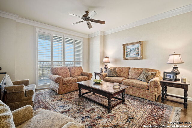 Image 8 of 44 For 1 Towers Park Ln  810