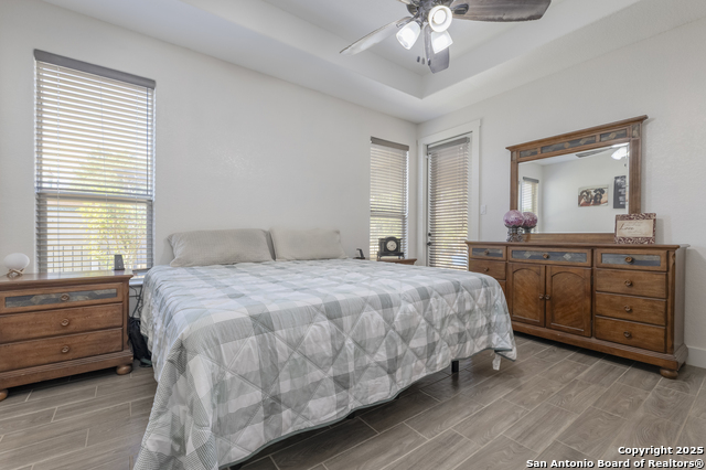 Listing photo id 14 for 1264 Spicewood Rd