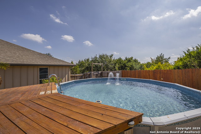 Listing photo id 25 for 1264 Spicewood Rd