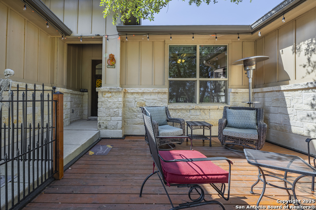 Listing photo id 38 for 1264 Spicewood Rd
