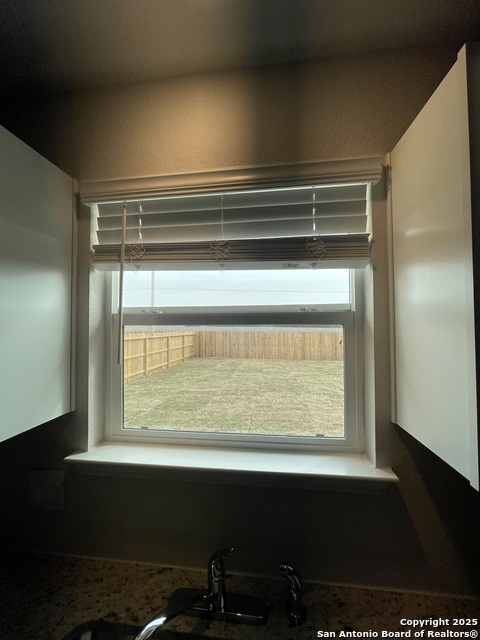 Image 11 of 13 For 13612 Bach Circle