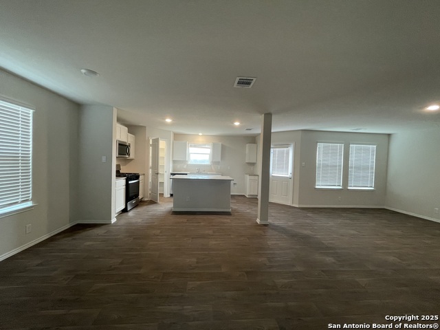 Image 4 of 13 For 13612 Bach Circle