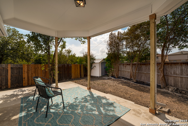 Image 34 of 41 For 4907 Wood Glen