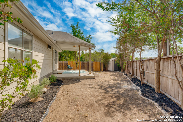 Image 39 of 41 For 4907 Wood Glen