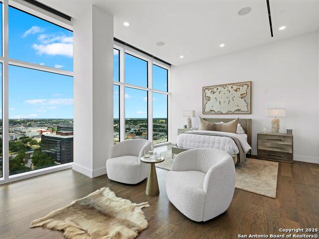 Listing photo id 11 for 123 Lexington Avenue  1806