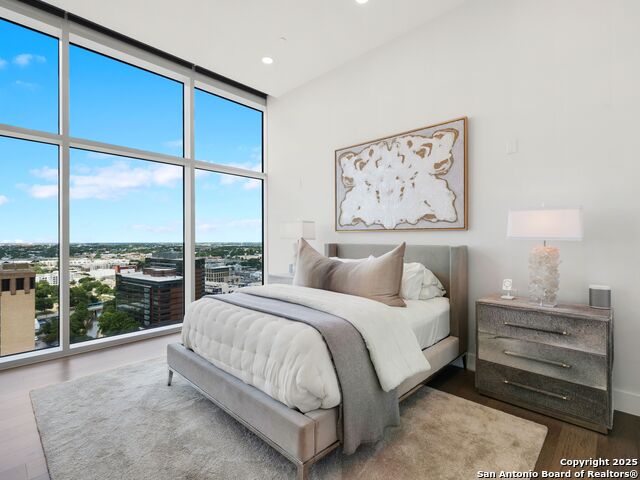 Listing photo id 12 for 123 Lexington Avenue  1806