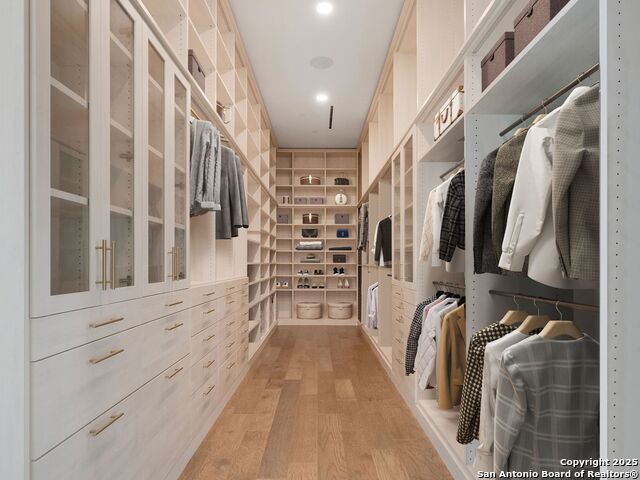 Listing photo id 17 for 123 Lexington Avenue  1806