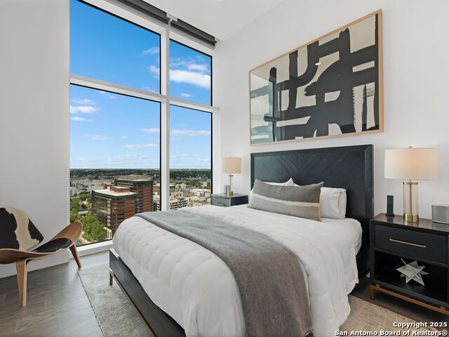 Listing photo id 18 for 123 Lexington Avenue  1806