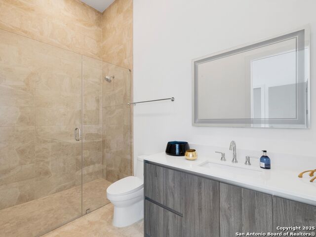 Listing photo id 21 for 123 Lexington Avenue  1806