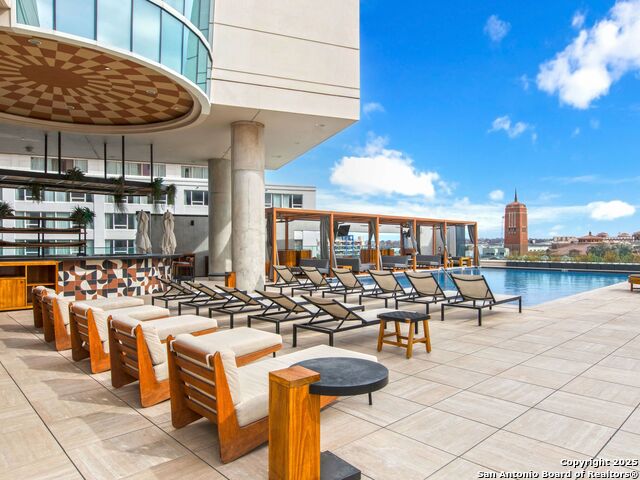 Listing photo id 23 for 123 Lexington Avenue  1806