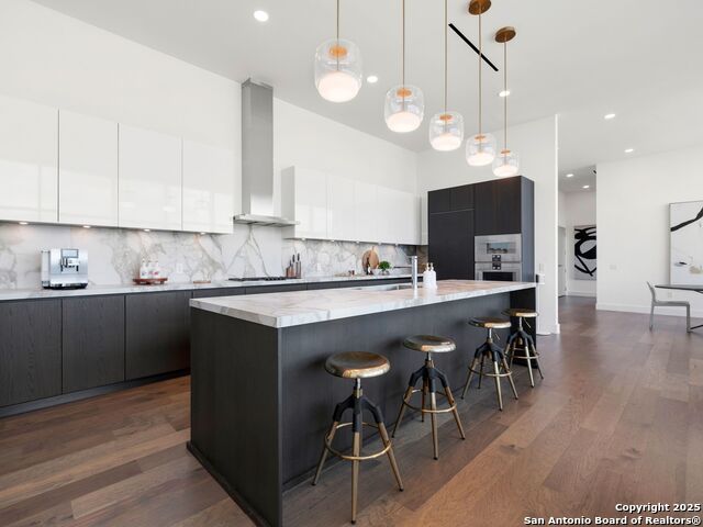 Listing photo id 5 for 123 Lexington Avenue  1806