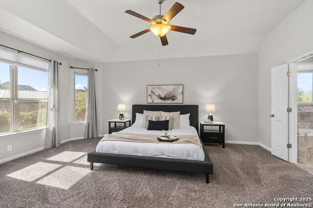 Listing photo id 14 for 11904 Trail Hollow