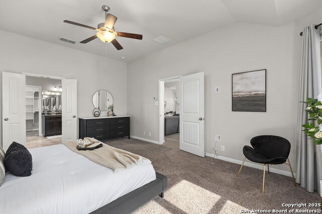 Listing photo id 15 for 11904 Trail Hollow