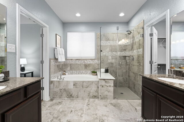 Listing photo id 16 for 11904 Trail Hollow