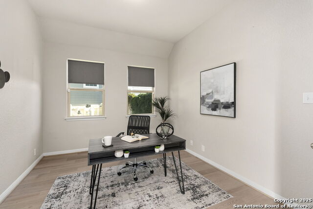 Listing photo id 21 for 11904 Trail Hollow