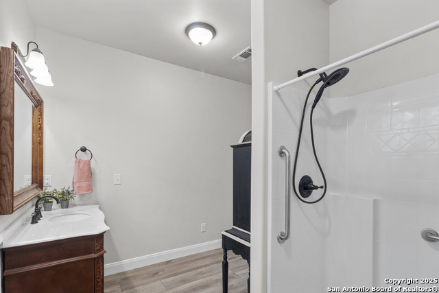 Image 23 of 86 For 792 Alamo Beach Rd