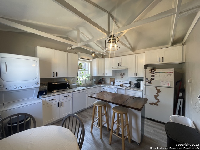 Image 50 of 86 For 792 Alamo Beach Rd