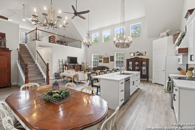 Image 6 of 86 For 792 Alamo Beach Rd