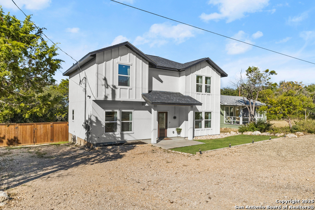 Image 2 of 33 For 246 Wild Oak Dr