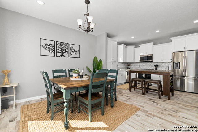 Image 5 of 33 For 246 Wild Oak Dr