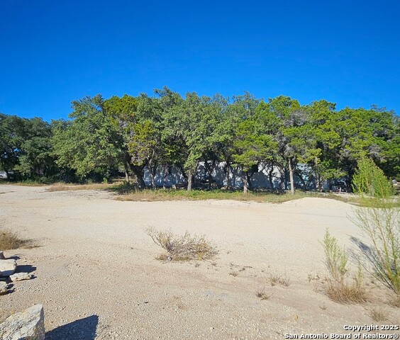 Listing photo id 0 for 8865 Fm 1283