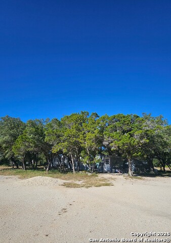 Listing photo id 4 for 8865 Fm 1283