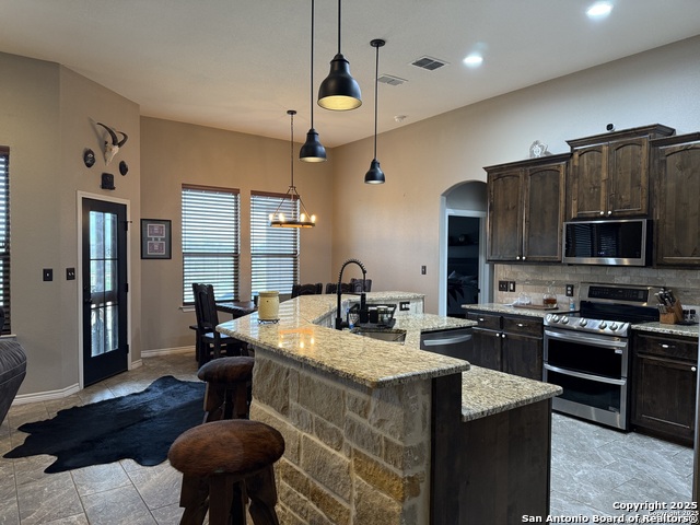 Image 8 of 17 For 1745 Crookedcreek