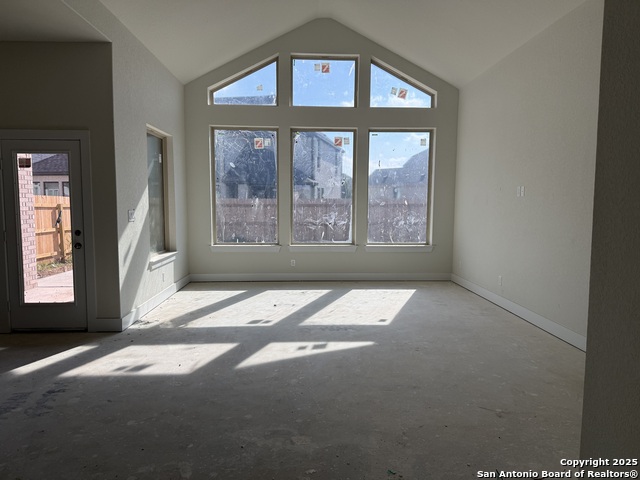 Listing photo id 6 for 217 Spanish Oak