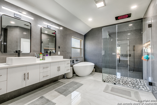 Image 16 of 26 For 2287 Sun Chase