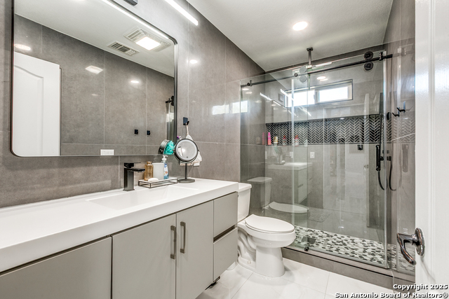 Image 19 of 26 For 2287 Sun Chase