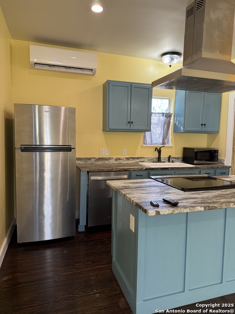 Image 3 of 12 For 317 Myrtle E A