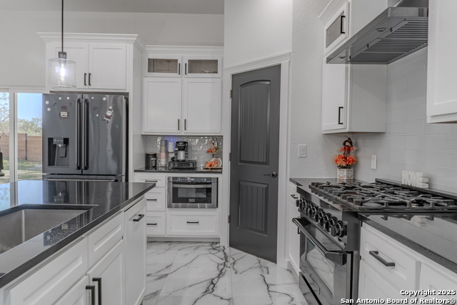 Image 15 of 54 For 19026 County Road 5741