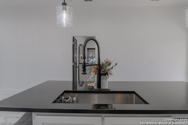 Image 19 of 54 For 19026 County Road 5741