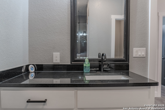 Image 22 of 54 For 19026 County Road 5741