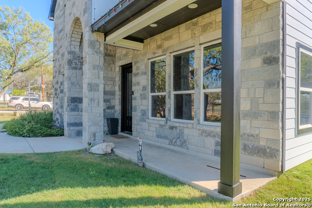 Image 8 of 54 For 19026 County Road 5741