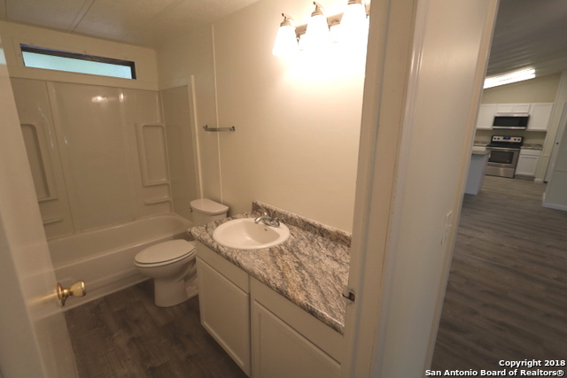 Image 13 of 24 For 76 Post Oak Road