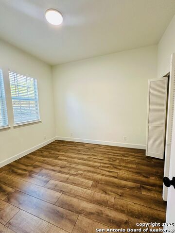 Image 26 of 29 For 1064 Overbrook