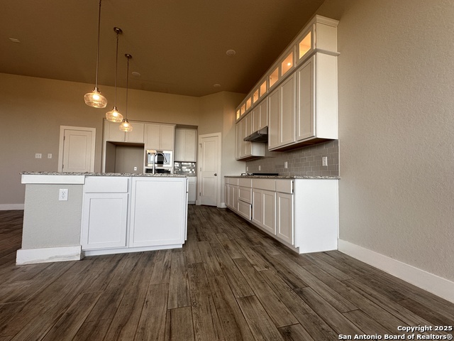 Image 5 of 21 For 1409 Bodiam Park