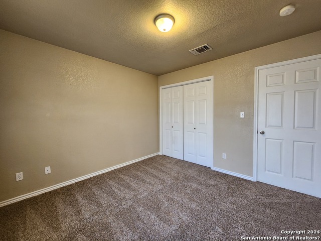 Image 21 of 26 For 21 Moss Rock Dr A