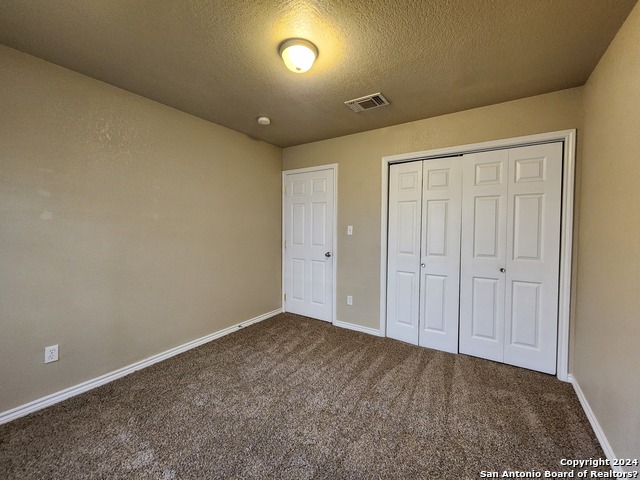 Image 23 of 26 For 21 Moss Rock Dr A