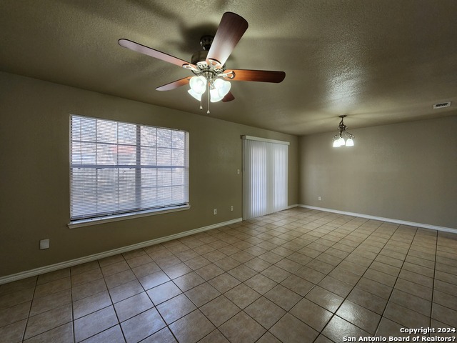 Image 7 of 26 For 21 Moss Rock Dr A